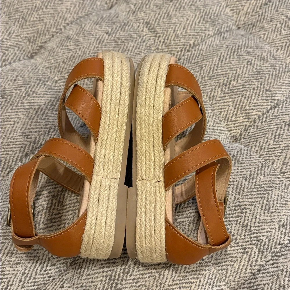 Whim + Wander by Sweethoney leather sandals size 6